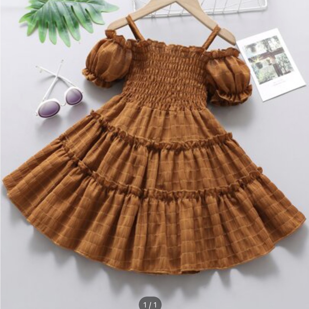 Perfect little dress for fall